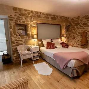 maison-dhote-le-val-des-sens.hotels-rhonealpes.com/